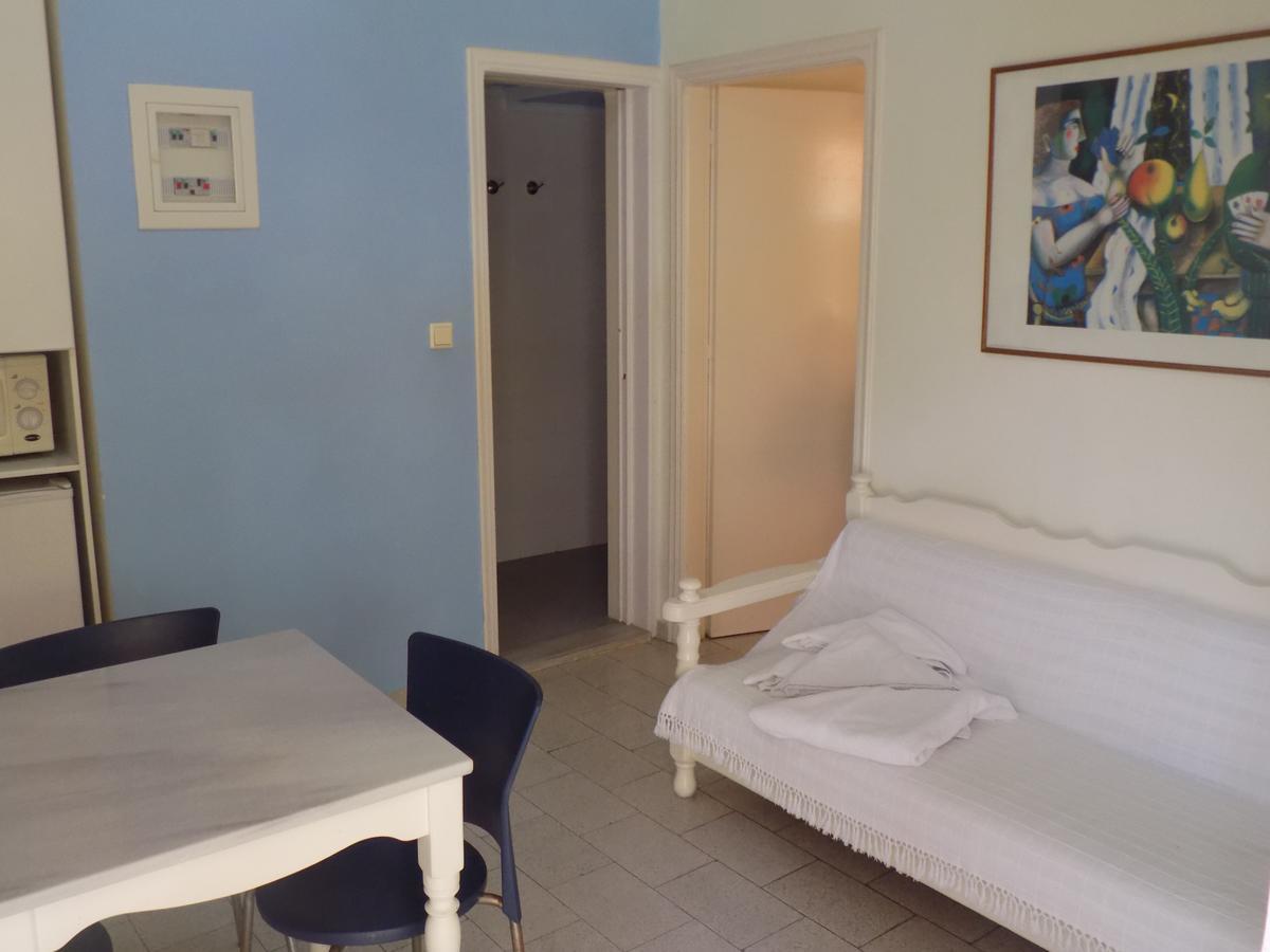 Nydri Blue Hotel ภายนอก รูปภาพ