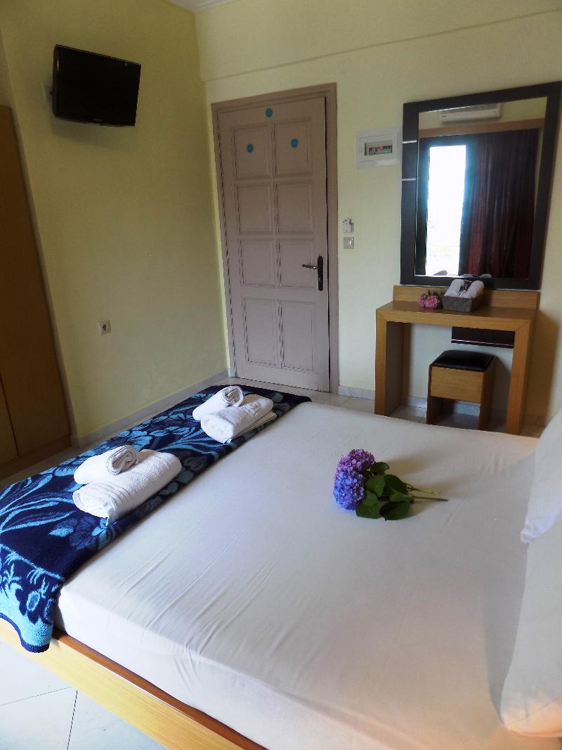 Nydri Blue Hotel ภายนอก รูปภาพ